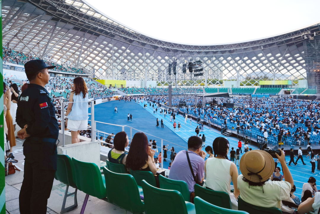 【集團動態(tài)】華盾安保圓滿完成“楊千嬅”深圳灣演唱會安保工作