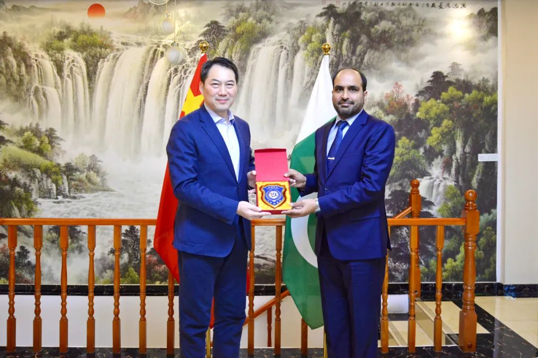 【集團動態(tài)】巴基斯坦駐華武官穆斯塔法準(zhǔn)將到訪華盾集團